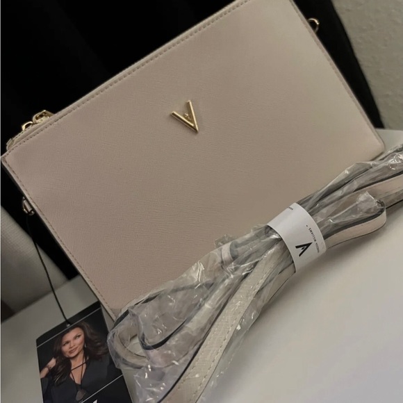 VANESSA WILLIAMS Lush Collection LUSH CLUTCH Shoulder Bag -NWT- IN PLASTIC- - Picture 2 of 6